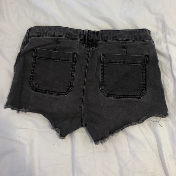 Shorts - Picture 2 of 2